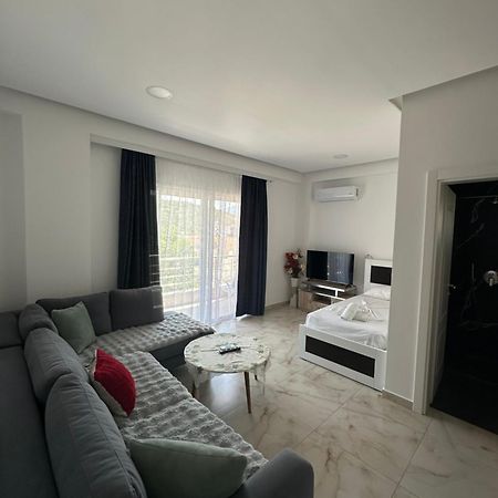Liel Apartments Ksamil Bagian luar foto
