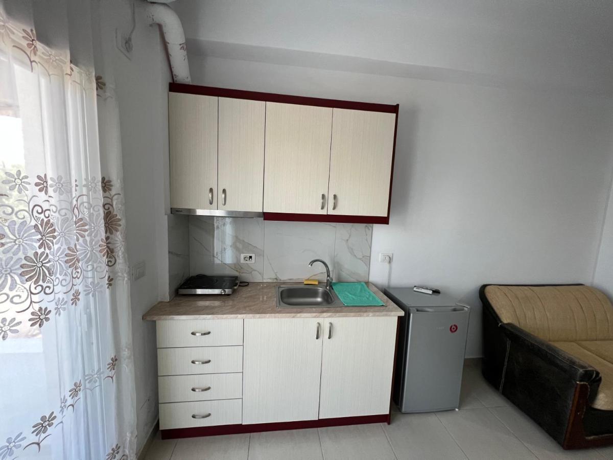 Liel Apartments Ksamil Bagian luar foto