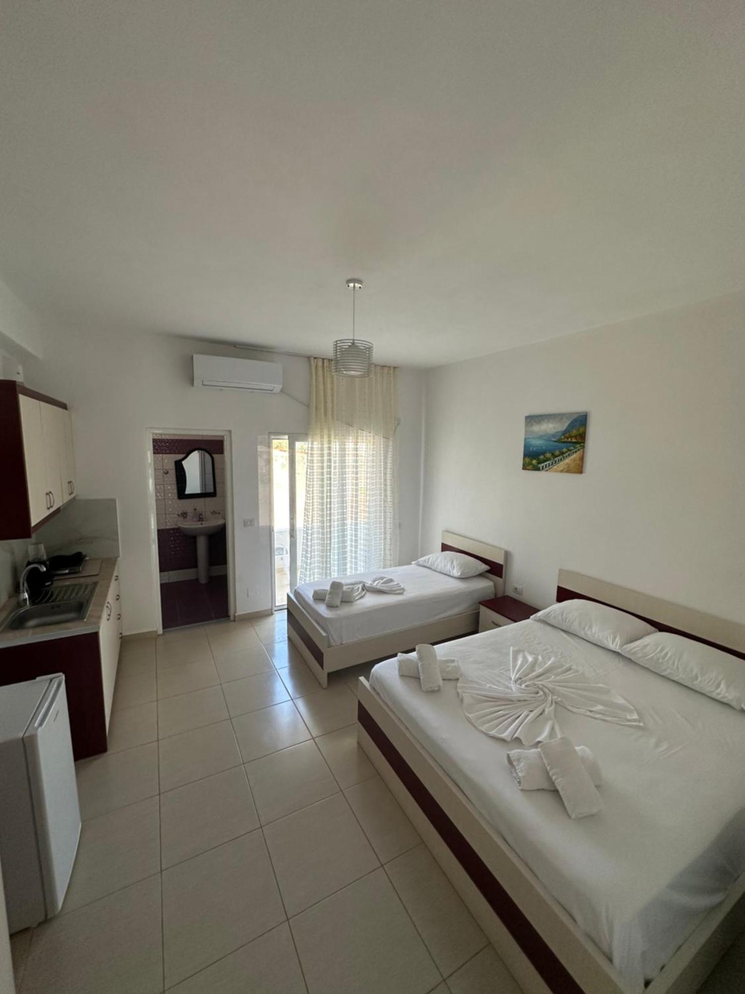 Liel Apartments Ksamil Bagian luar foto