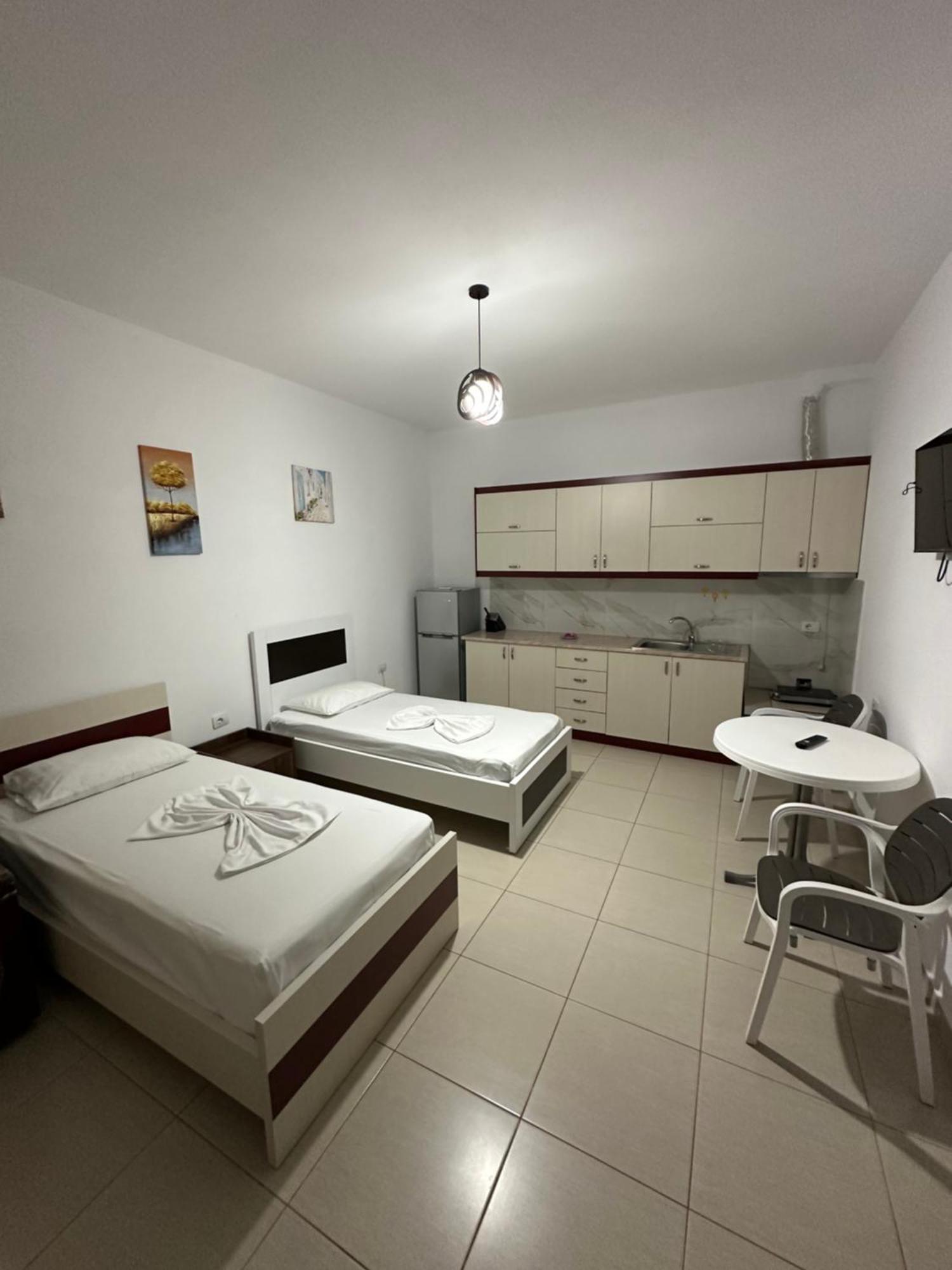 Liel Apartments Ksamil Bagian luar foto