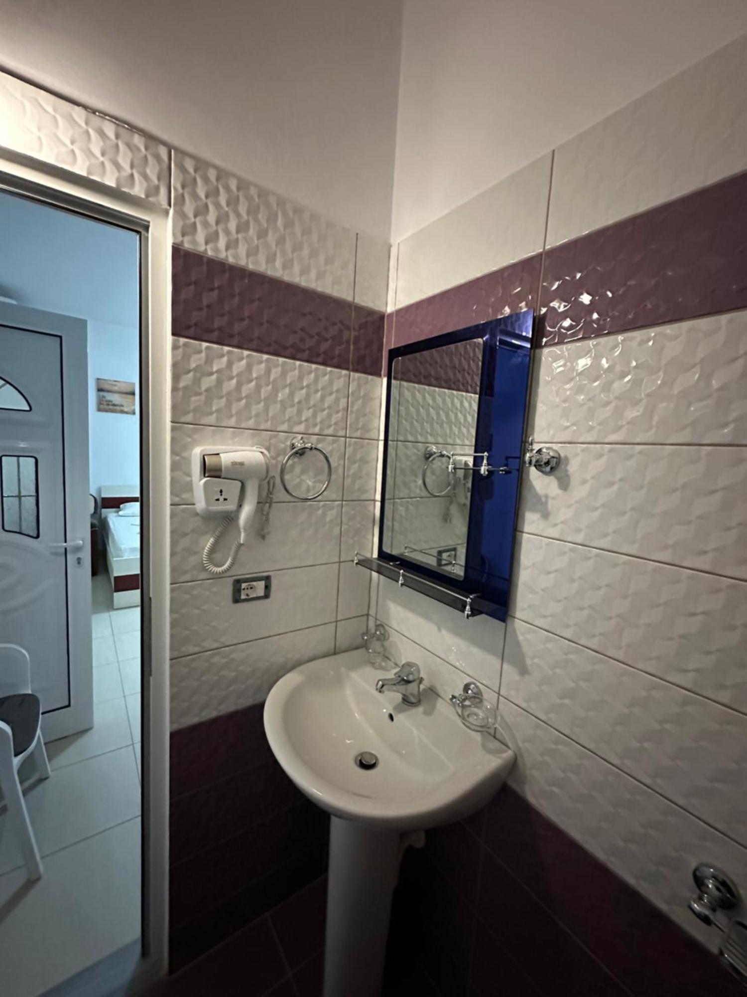Liel Apartments Ksamil Bagian luar foto
