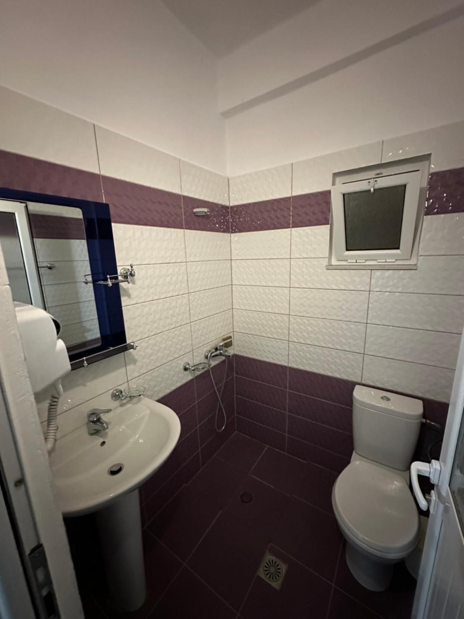 Liel Apartments Ksamil Bagian luar foto