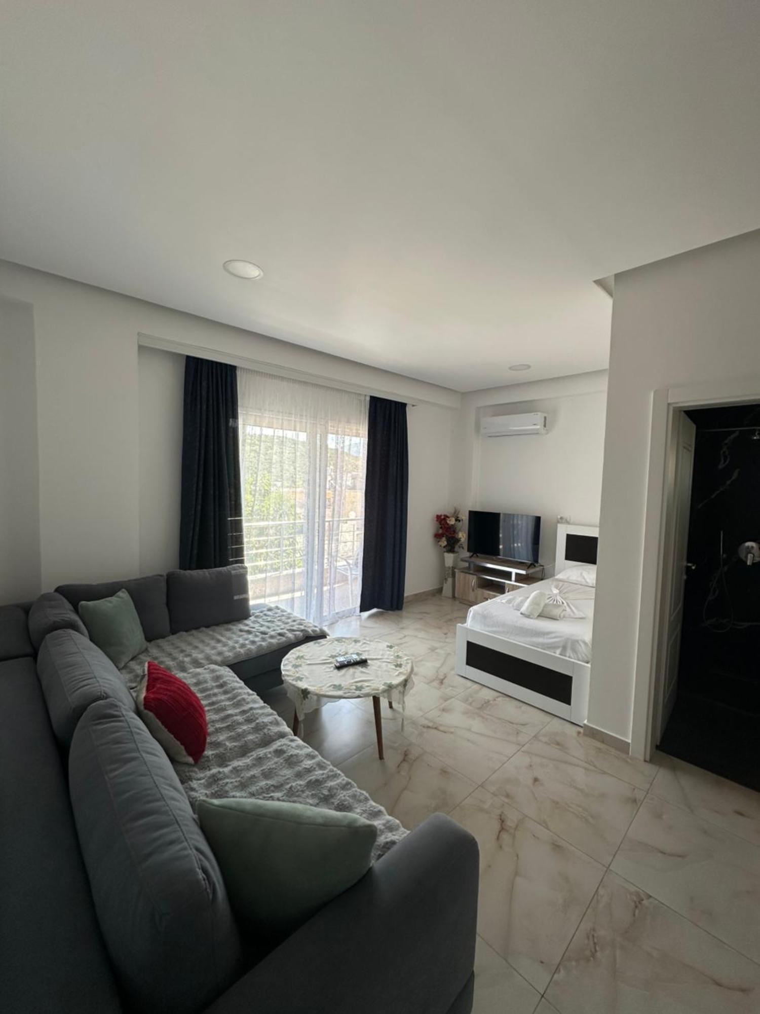 Liel Apartments Ksamil Bagian luar foto